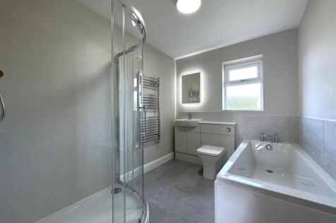Four-Piece Bathroom 655