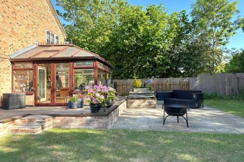 Secluded Paved Seating Area 317