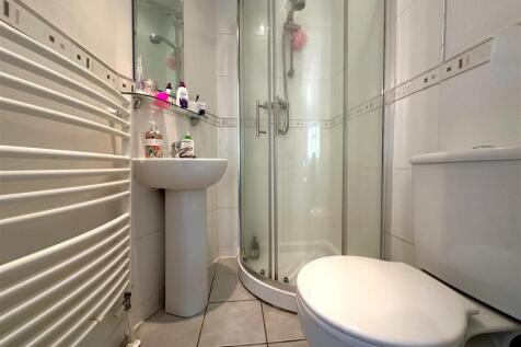 En-Suite Shower Room 624