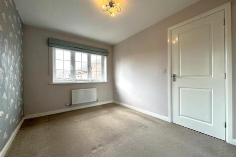 Master Bedroom 555