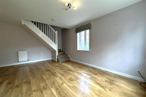 Open-Plan Living/Dining Area 595