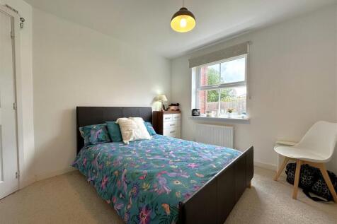 Master Bedroom 997