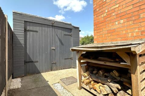 Detached Garage 893