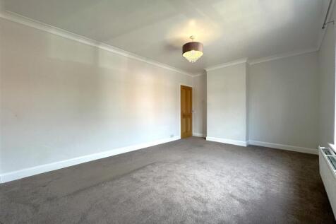 Copious Principle Bedroom 303