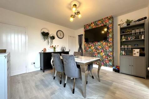 Dining Room 468