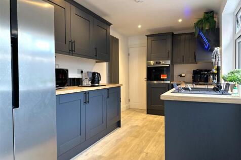Stylish Modern Kitchen 478