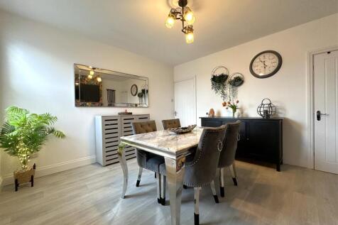 Dining Room 474