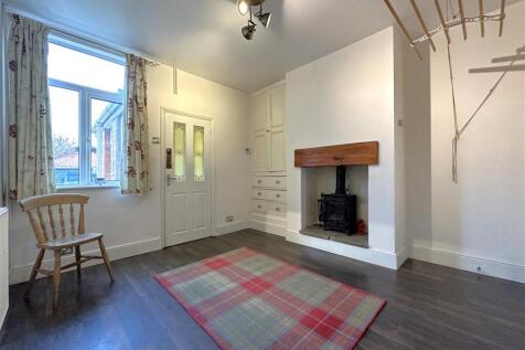 Dining Room 995