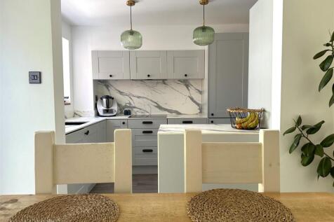 Stylish Dining Kitchen 831