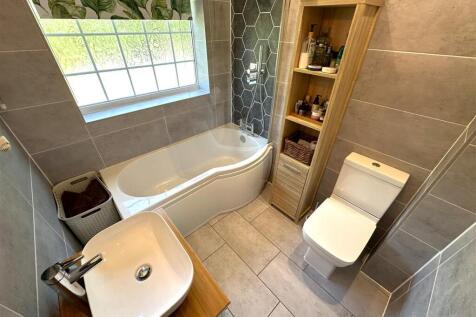 Contemporary Family Bathroom 795