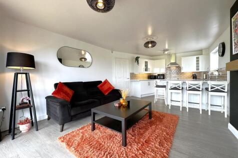 Open-Plan Dining Kitchen 487