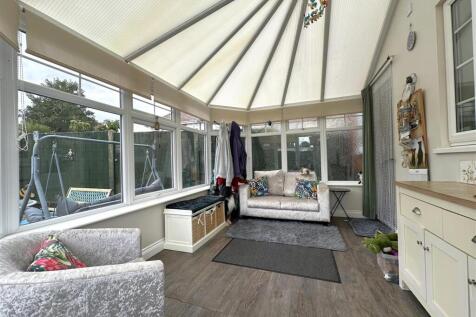 Large Conservatory 059