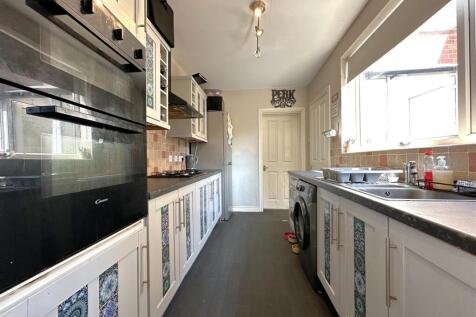 Kitchen 740