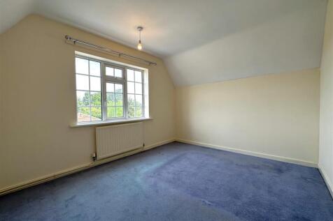 Master Bedroom 578