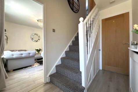 Inviting Entrance Hall 115