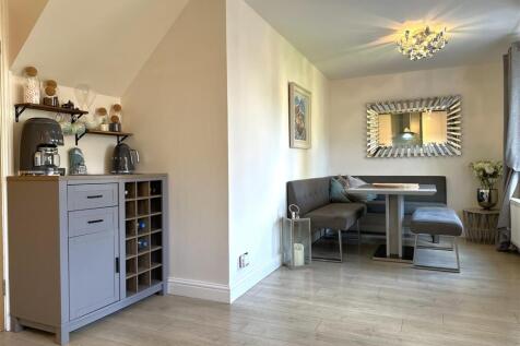 Dining Area 130