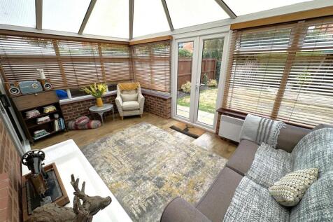 Large Conservatory 718