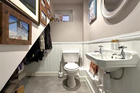Ground Floor W.C 741