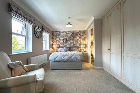Copious Master Bedroom 795