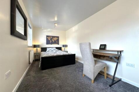 Ground Floor Bedroom/ Home Office 835
