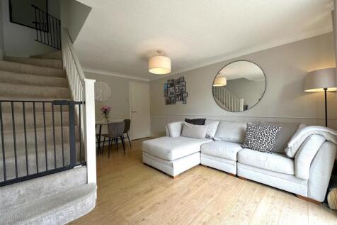 Large Living Space 982