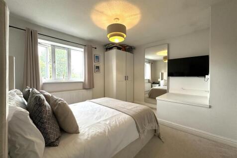 Copious Bedroom One 945