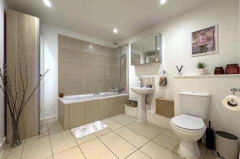 Modern Bathroom 189