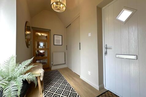 Inviting Reception Hall 033