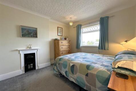 Second Bedroom 821