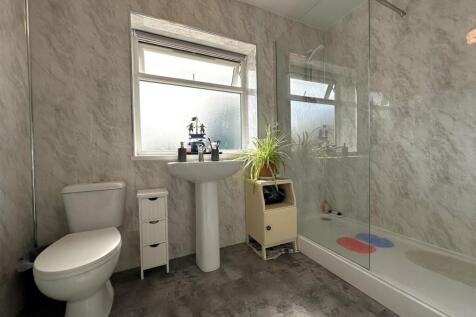Modern Shower Room 455