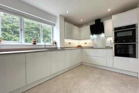 STUNNING Modern Kitchen 101