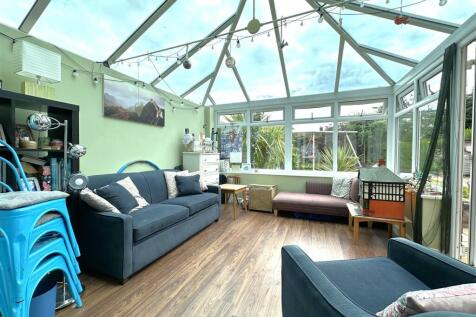 Glass-Rood Conservatory 735