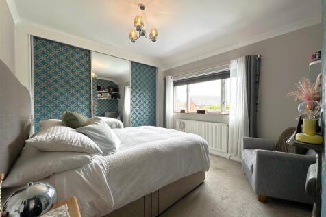 Master Bedroom 676