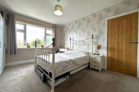 Master Bedroom 404