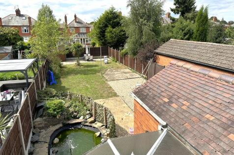 Rear Garden Outlook 407