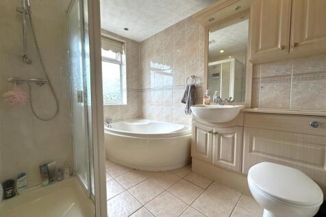 Four-Piece Bathroom 411