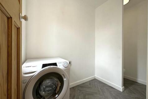 Utility Room 876