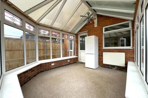 Conservatory 880