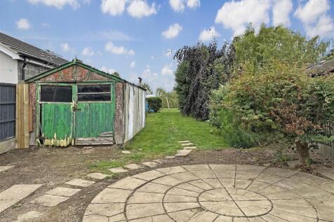 Large Garden 897