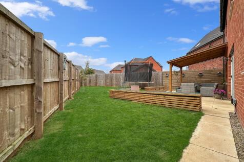 Rear Garden 559