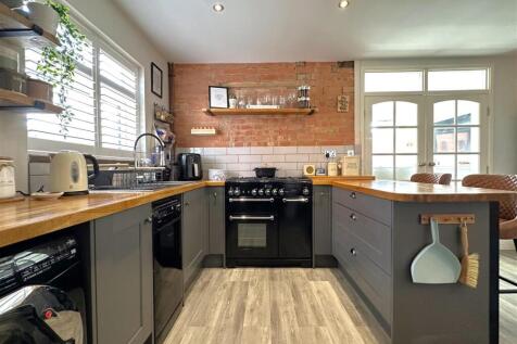 Contemporary Kitchen 253