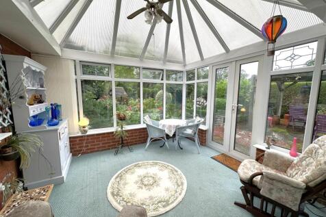 Conservatory 350