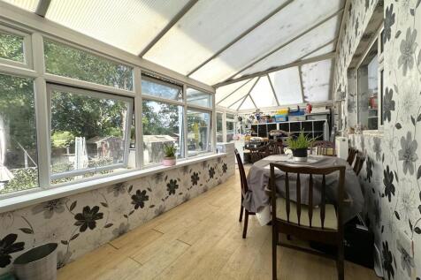 Conservatory 583