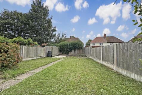 Well-Appointed Rear Garden 105