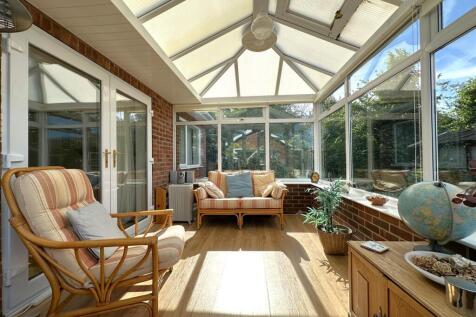 Conservatory 745