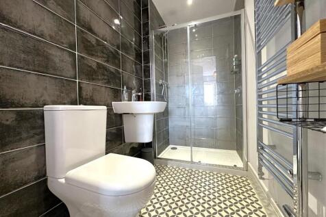 En-Suite Shower Room 656