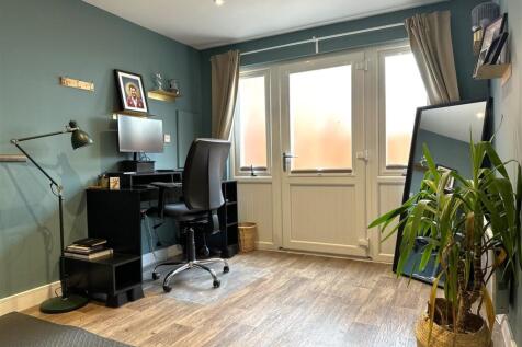 Home Office 750