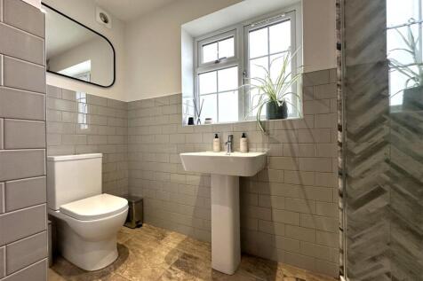 Stylish Ground Floor Shower Room 234