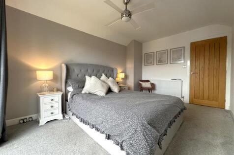 Second Bedroom 258