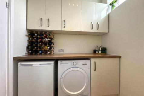 Utility Room 381